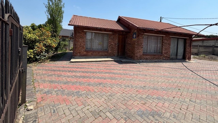 3 Bedroom Property for Sale in Boitekong Ext 3 North West